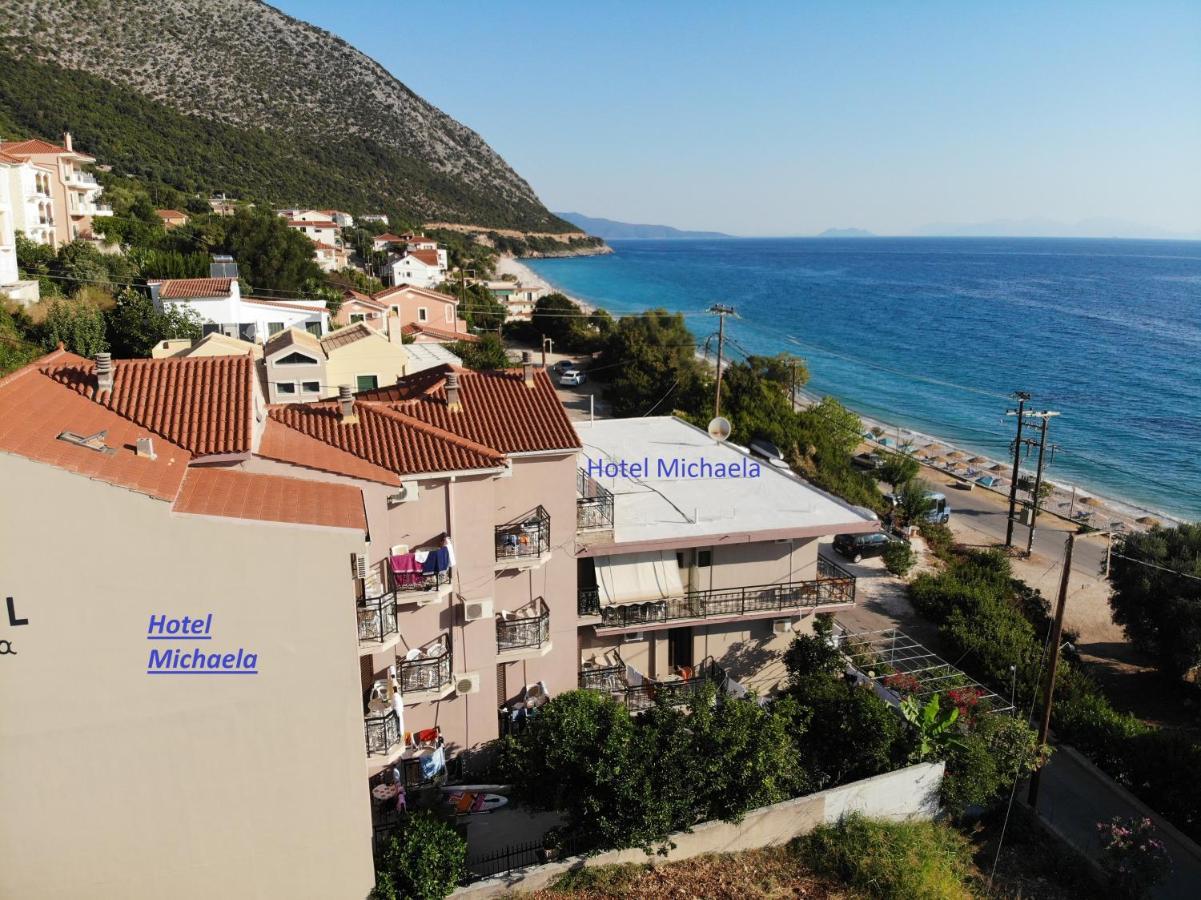 Michaela Hotel Poros  Buitenkant foto