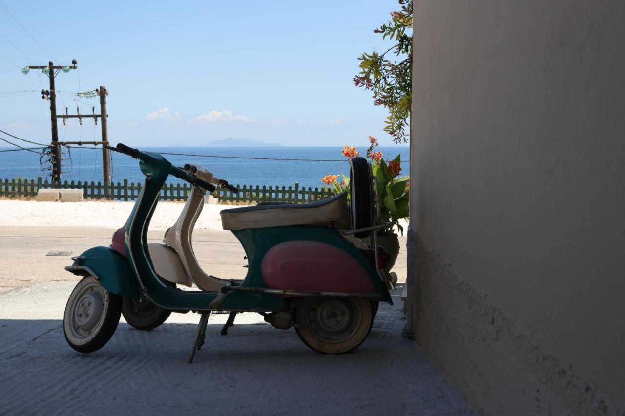 Michaela Hotel Poros  Buitenkant foto