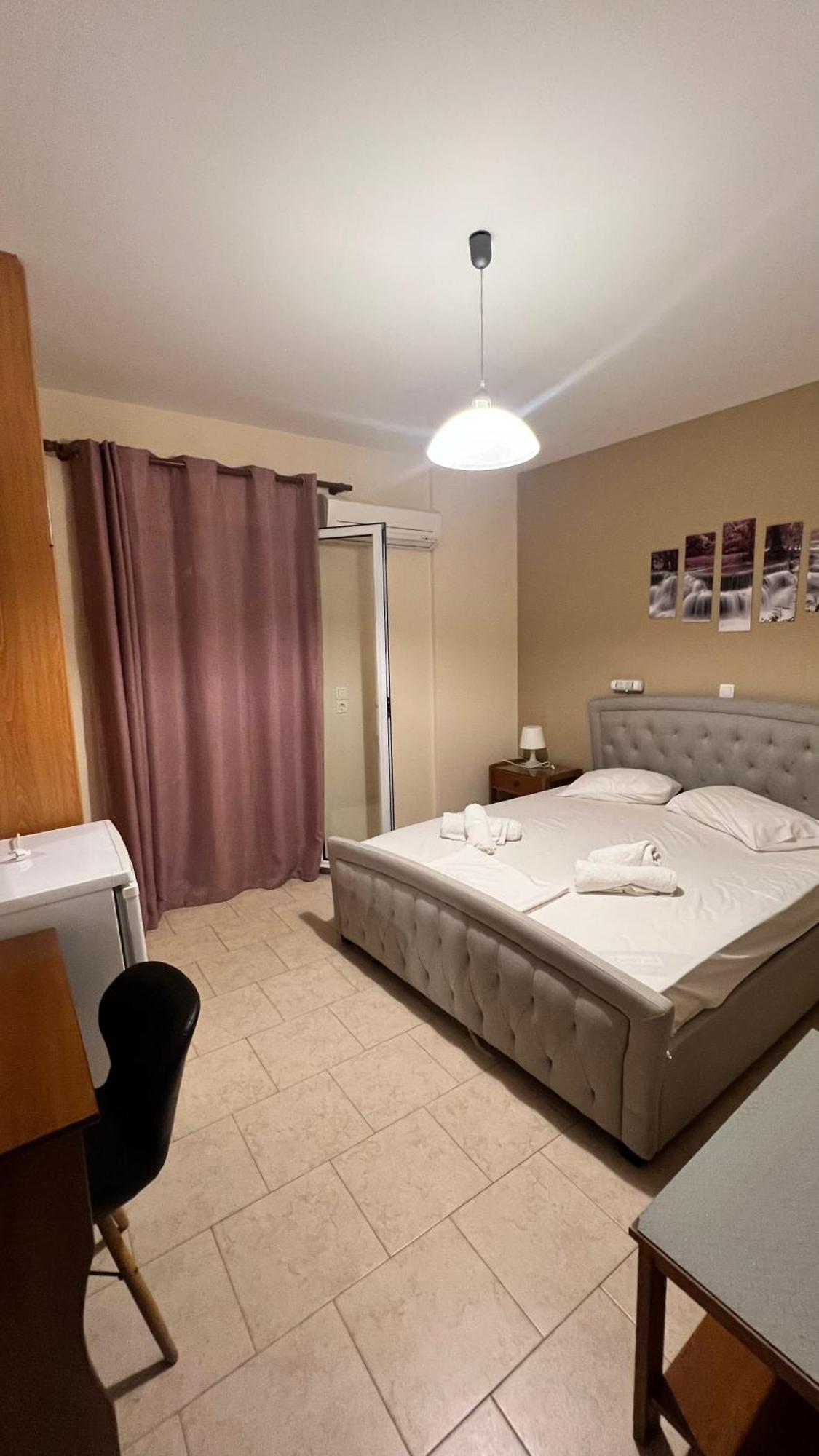 Michaela Hotel Poros  Buitenkant foto