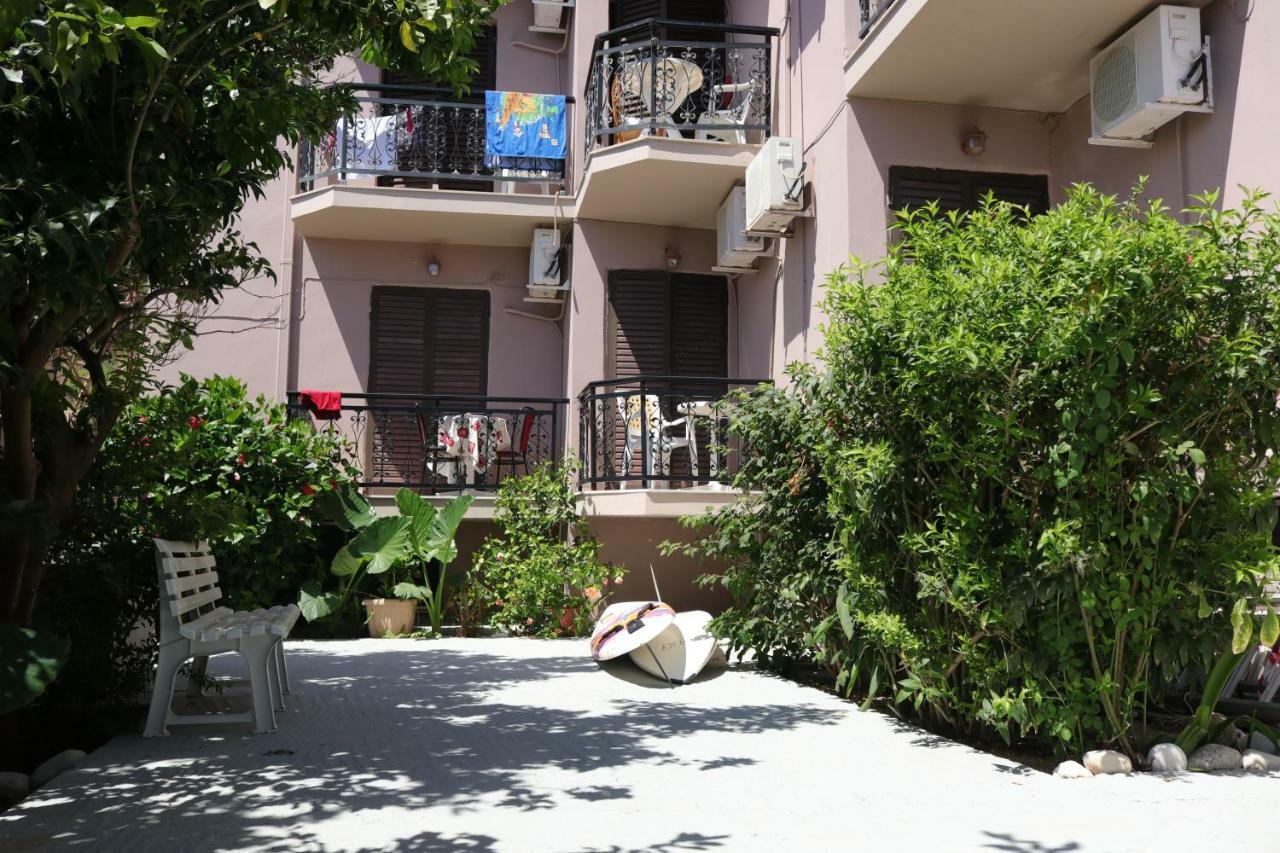Michaela Hotel Poros  Buitenkant foto
